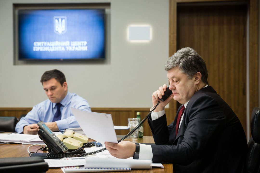 На фото: Міністр закордонних справ Павло Клімкін (ліворуч) і президент України Петро Порошенко (праворуч)