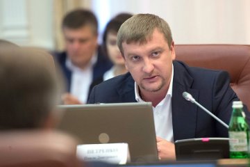 Перевірка е-декларацій: Петренко заявив про саботаж з боку НАЗК