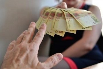 У ДФС нагадали: зарплата має бути не рідше двох разів на місяць