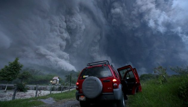 У Мексиці прокинувся вулкан, евакуювали два села