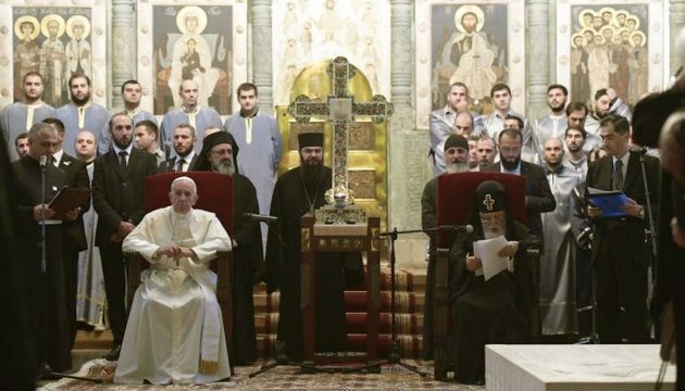 Папа Римський сподівається на вирішення нагорно-карабахського конфлікту