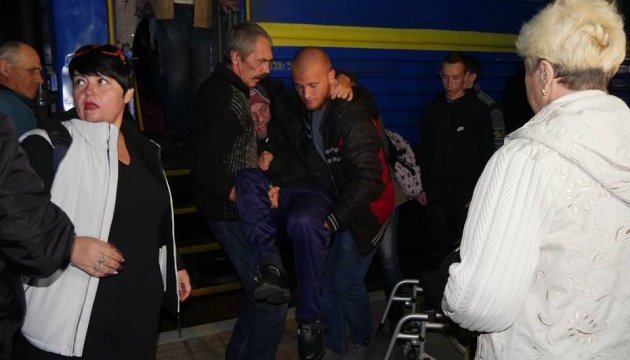 Виселених з одеського санаторію переселенців-інвалідів прихистили в Слов'янську