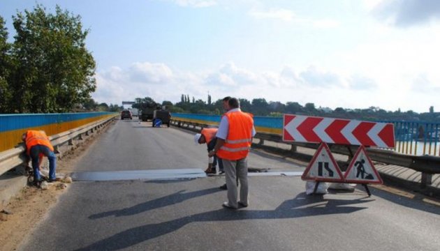 Омелян: Вже в наступному році в Україні можуть з'явитися платні дороги