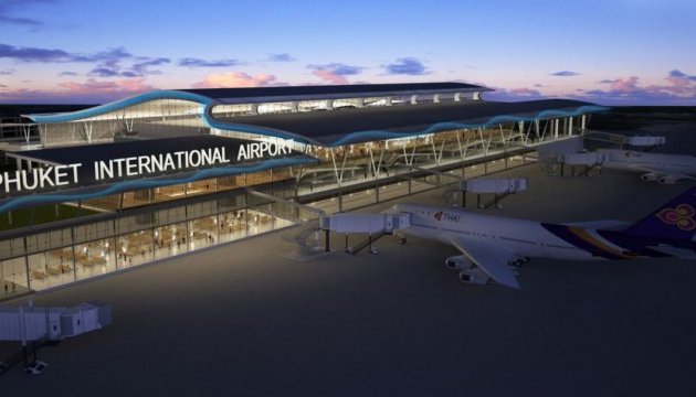 Новий шаттл в аеропорту Пхукета підвозить пасажирів до терміналів безкоштовно