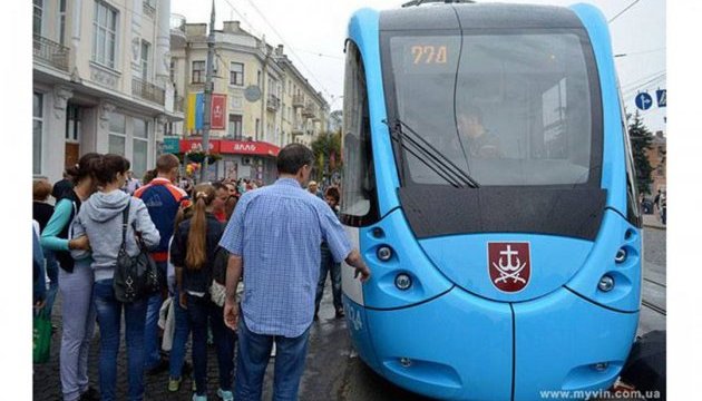 Гройсман: Україна зможе задовольняти попит завдяки трамваям власного виробництва