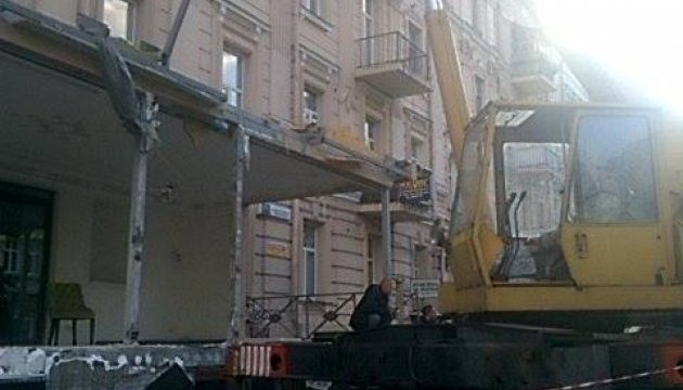 У центрі Києва ресторатори побилися з комунальниками, є потерпілі