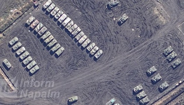 Аеророзвідка зафіксувала велике скупчення озброєння РФ на Донбасі