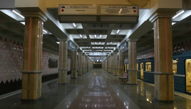 У Харкові перевіряють обставини смерті на станції метро