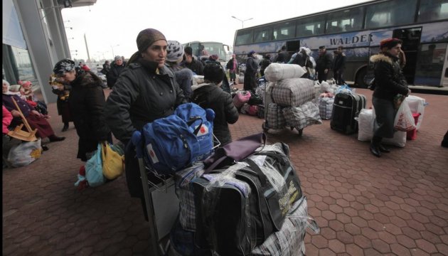 Estudio: Un tercio de los ucranianos están dispuestos a emigrar al extranjero