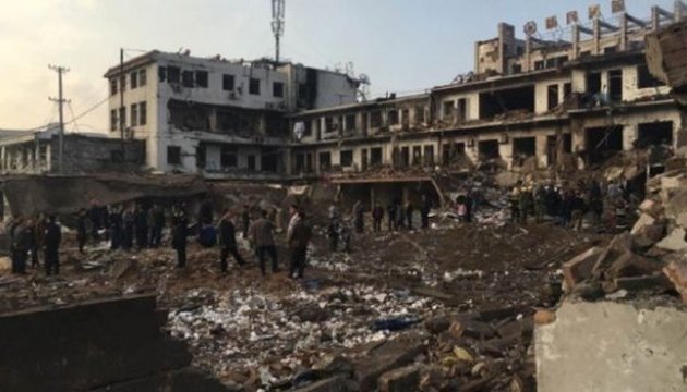 У Китаї стався потужний вибух біля лікарні, є жертви