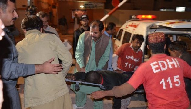ІДІЛ взяла відповідальність за атаку на поліцейську академію у Кветті  - ЗМІ