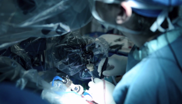 Британці працюють над створенням ендоскопічного робота-хірурга