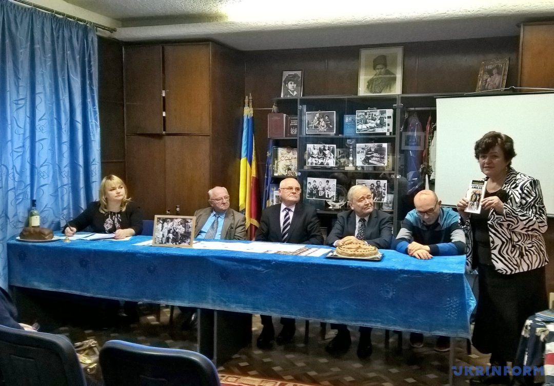 У Румунії теж відслужили панихіду в пам'ять жертв Голодомору - фото 1