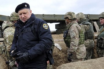 Без рішення Порошенка ніякої блокади ОРДЛО не буде – Турчинов
