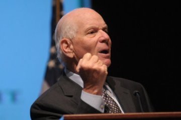Розслідуванню щодо РФ іще далеко до завершення - американський сенатор