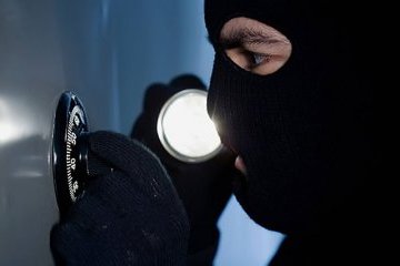 В Венеции с выставки украли индийские драгоценности