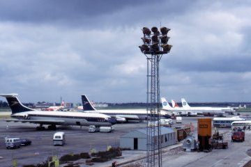«Хітроу» втратив статус найбільш завантаженого аеропорту в Європі