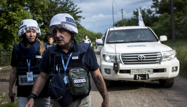 Спостерігачі ОБСЄ нарахували понад 1500 порушень «тиші» на сході України за добу 