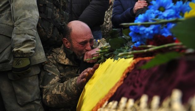 На Майдані попрощалися із загиблими 