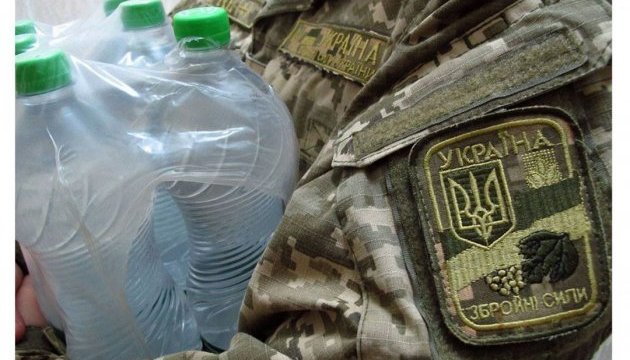 Штаб АТО: Військові перевезли до Соледара близько п’яти тонн питної води