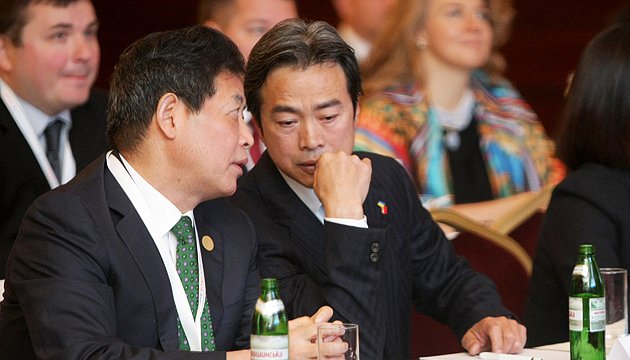 China inicia la creación de la zona de libre comercio con Ucrania