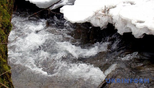 Українців попереджають про підйом води в річках 