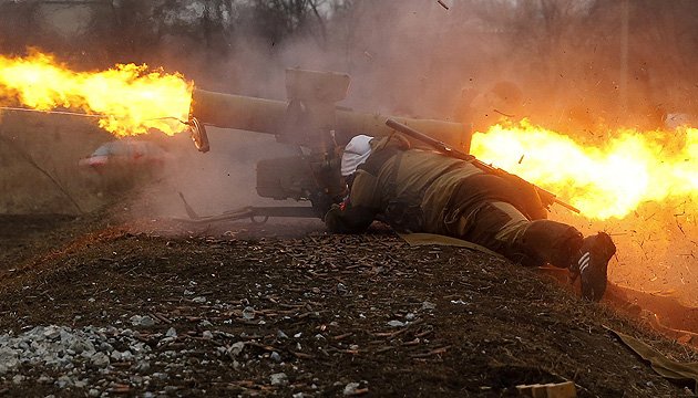 АТО: бойовики накрили щільним вогнем морпіхів під Водяним