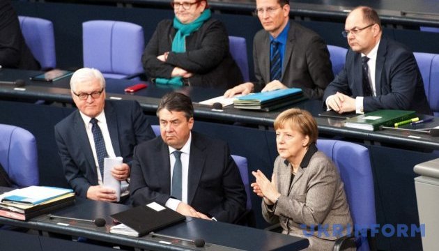 Меркель прокоментувала висунення Штайнмайєра у президенти