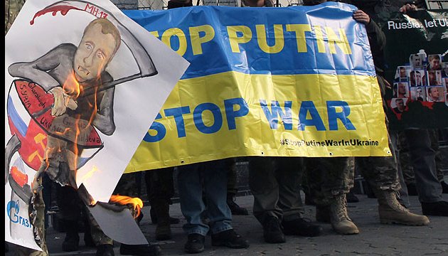 Poroshenko insta a mantener el frente único internacional de la política de sanciones contra Rusia