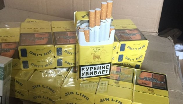 В Одесі перехопили партію контрафактного тютюну, що везли на 