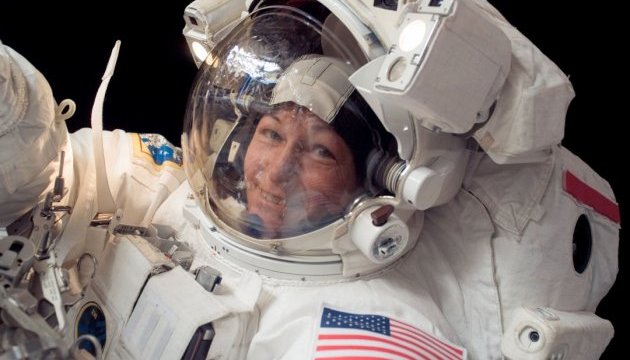 На МКС вирушила найстарша в історії астронавтка