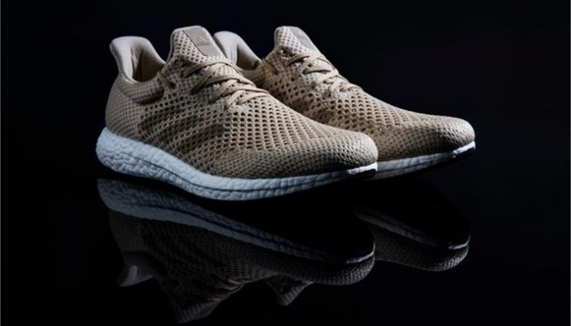Adidas випустить біорозкладані кросівки