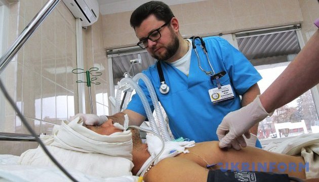 Les médecins communiquent des précisions sur l’état de santé des deux militaires ukrainiens grièvement blessés 