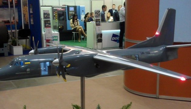 Antonov to demonstrate new AN−132 in December 