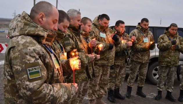 Прикордонники разом з усією Україною вшанували пам’ять жертв Голодоморів