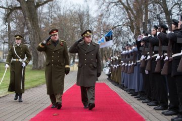 Муженко: Повного переходу на контракт не буде, 20% - за строковиками