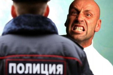 У Чернівцях водій покусав поліцейського