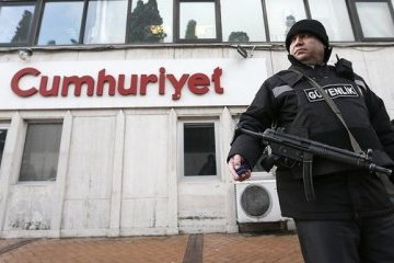 У Туреччині знову продовжили надзвичайний стан