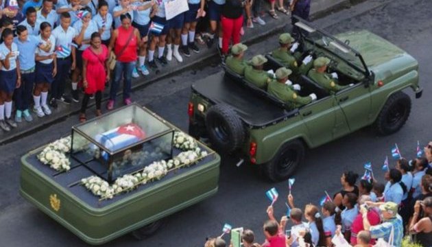 Фіделя Кастро поховали на Кубі