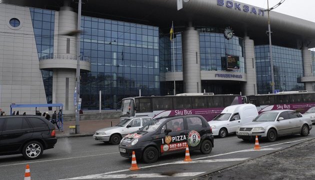 Скандальне будівництво ледь не затопило вокзал у Києві