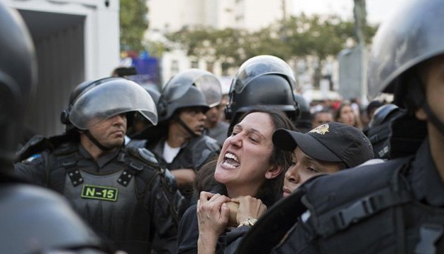 У Ріо акція протесту переросла у зіткнення з поліцією