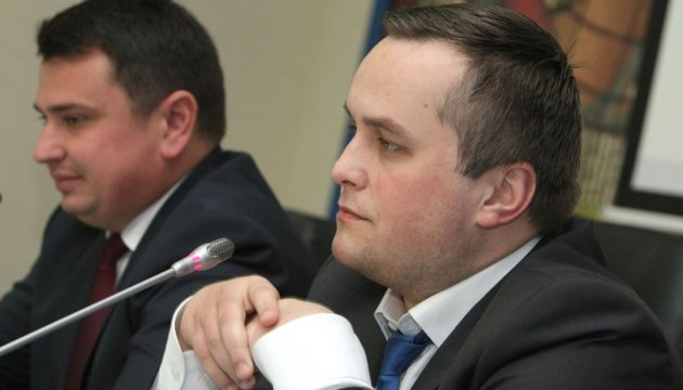 Холодницький не приїде до заблокованого в суді Насірова