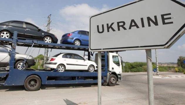 В Україні зростає попит на вживані імпортовані легковики - Укравтопром