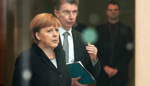 Меркель відправляє до Трампа свого радника