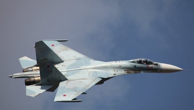У Казахстані розбився винищувач Су-27