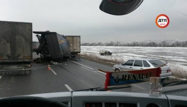 Масштабна аварія на Одещині: зіткнулися 10 авто