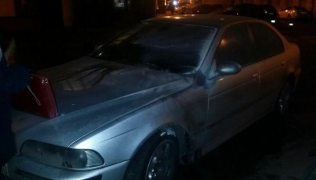 В Одессе расследуют поджог авто адвоката, который ведет дело против местного прокурора В Одессе расследуют поджог авто адвоката, который ведет дело против местного прокурора