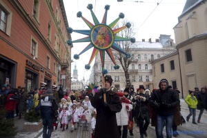 Russians ban Ukrainian Christmas traditions in occupied areas