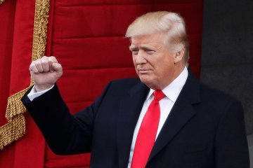 Трамп назвав важким рішення про авіаудар у Сирії: Це не так, як купити нерухомість