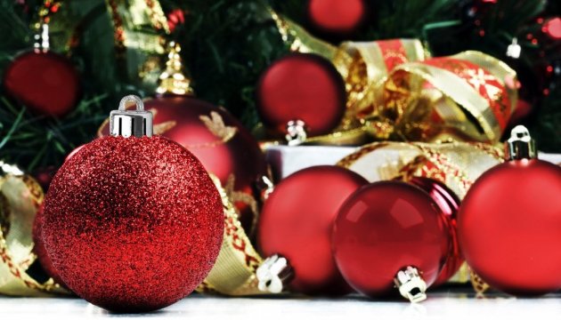 Ucrania aumenta la exportación de adornos navideños